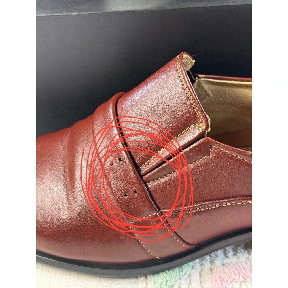 FRANCO VANUCCI stride confidently